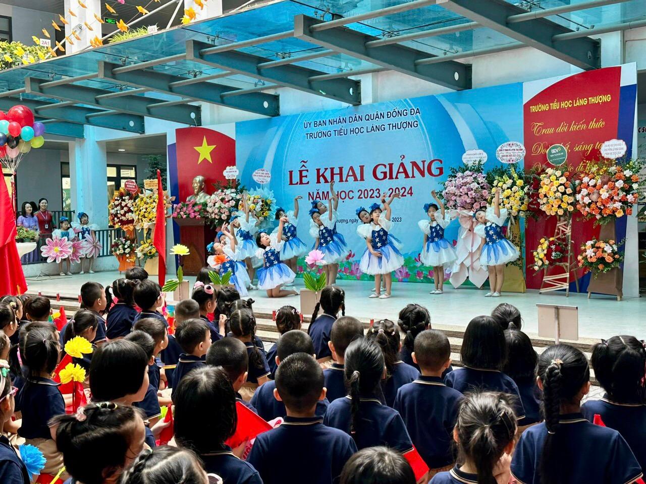 Hà Nội: Thầy cô và tween trường Tiểu học Láng Thượng hân hoan bước vào năm học mới