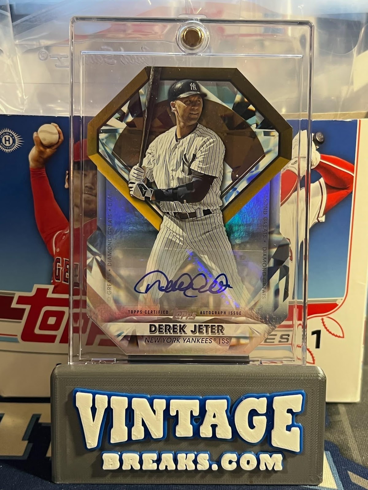 Derek Jeter 2022 Topps Diamond Greats Auto Pulled by Vintage Breaks