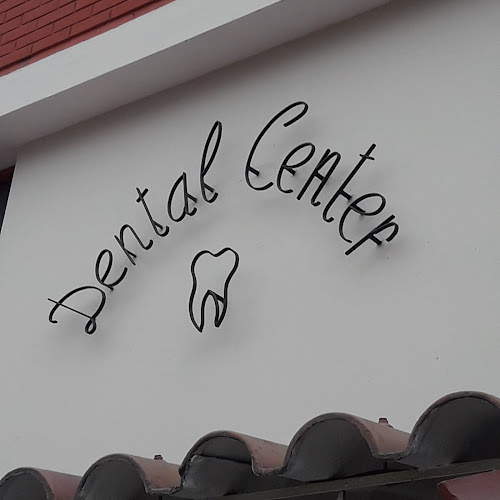 Opiniones de Dental Center en Santiago de Surco - Dentista