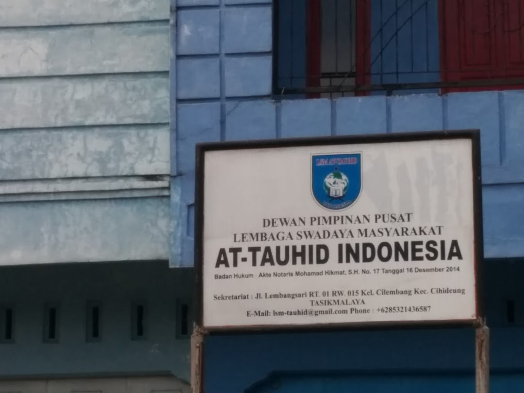 Dewan Pimpinan Pusat Lembaga Swadaya Masyarakat At-tauhid Indonesia