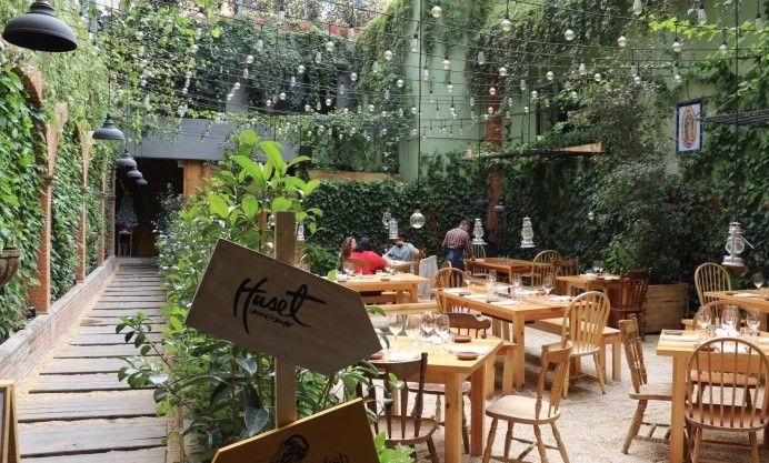 Desain Cafe Sederhana Outdoor