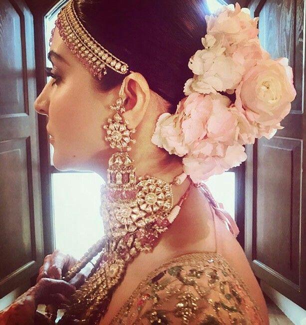 Bridal Hairstyle | Indian bridal hairstyles, Indian wedding ...