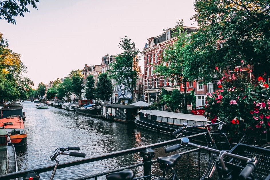 amsterdam canal tour map