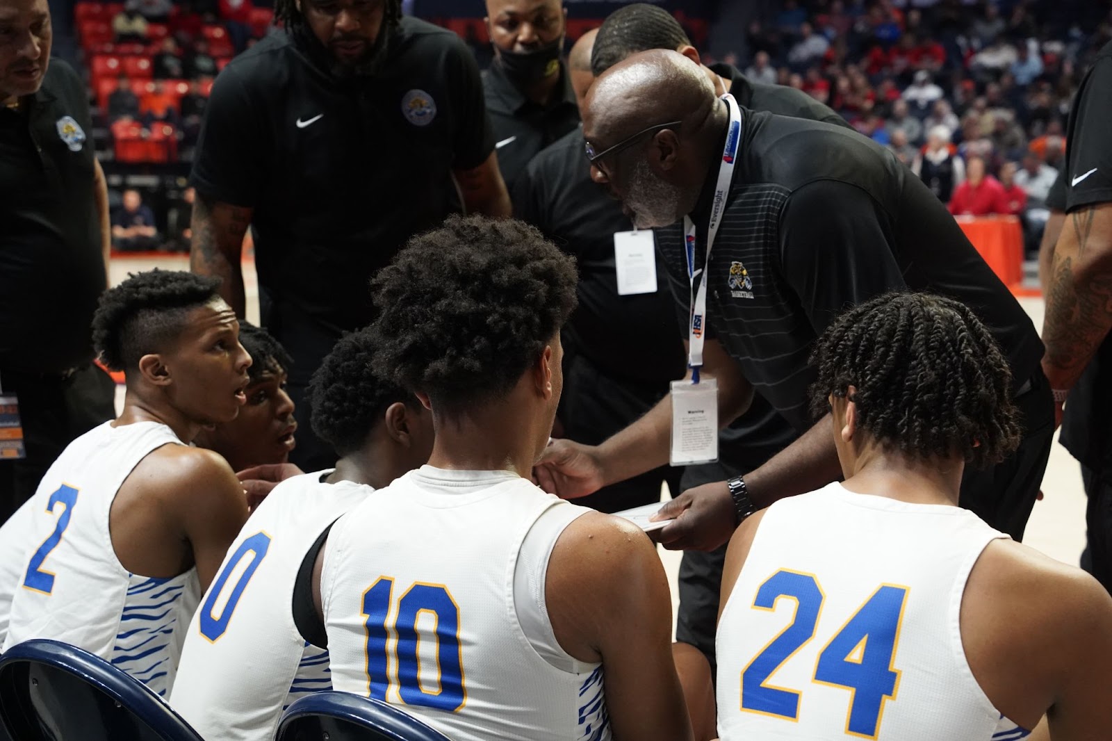 Simeon head coach Robert Smith talks strategy during a game. The Wolverines played incredible defense in their games against Metamora and St. Ignatius, but could not find their scoring touch