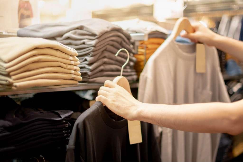 How To Buy Clothes in Bulk: A Step-by-Step Guide