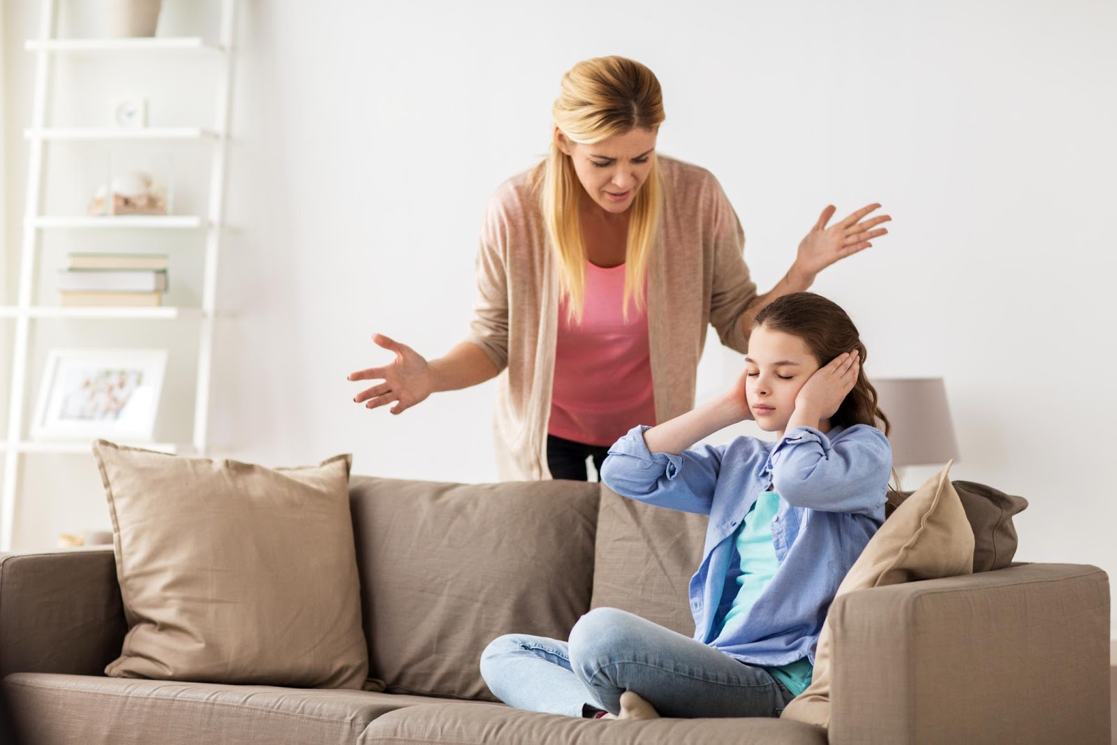 A person and a child on a couch

Description automatically generated with low confidence