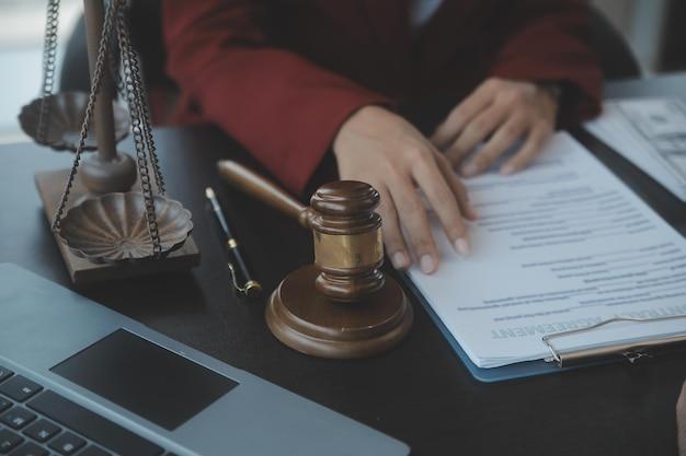 When Should I Hire An Elder Law Attorney