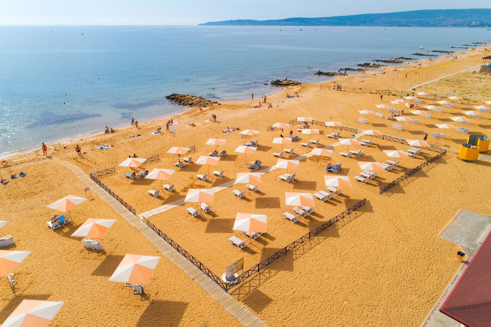 Популярные пляжи полуострова Крым: впечатляющий и комфортный отдых - Картинка 9