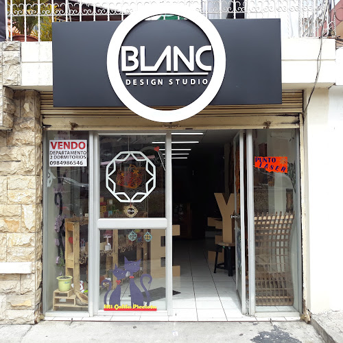 Blanc Ecuador - Quito