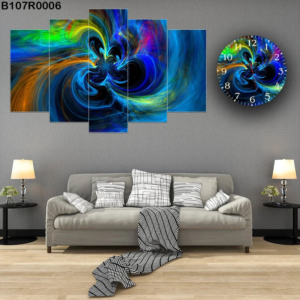 لوحة جدارية مع ساعة