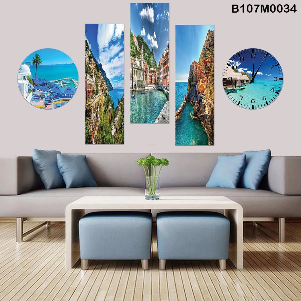 Triptych, clock and a circle with different beaches pictures