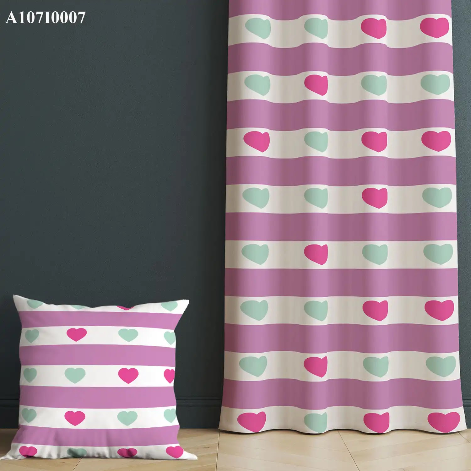 ستائر ووجه مخدة مطبوع