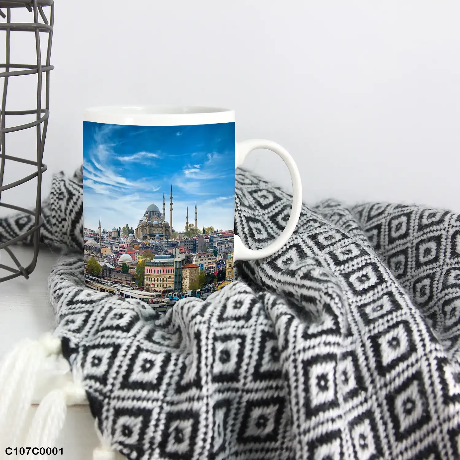 A mug (cup) printed with an image of Sultan Ahmed Mosque