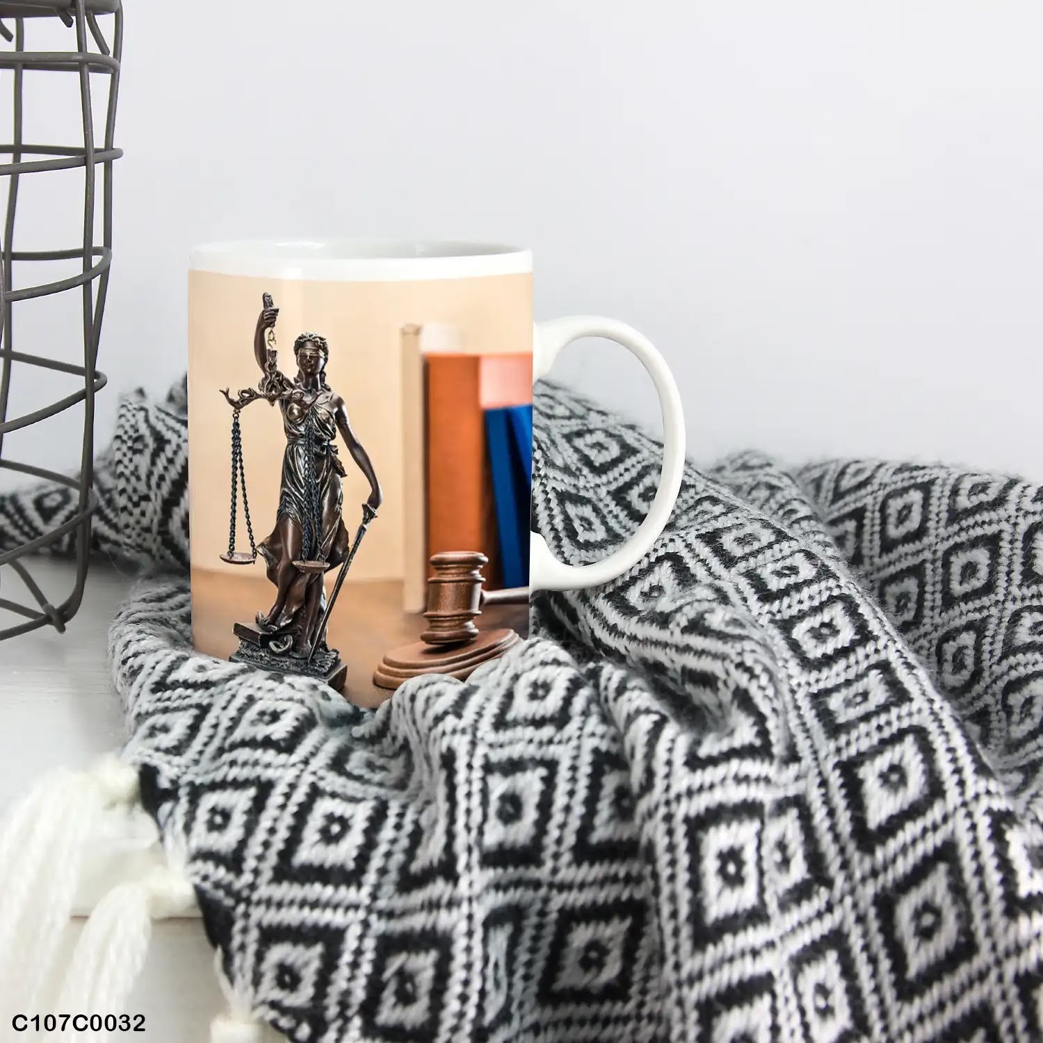 A mug (cup) printed with an image of Statue of justice