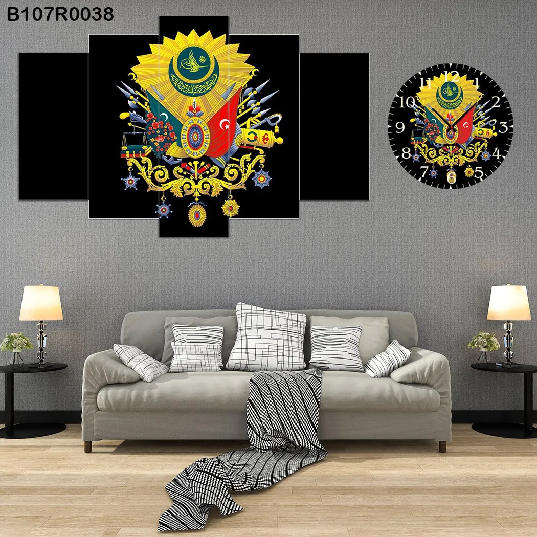 لوحة جدارية مع ساعة