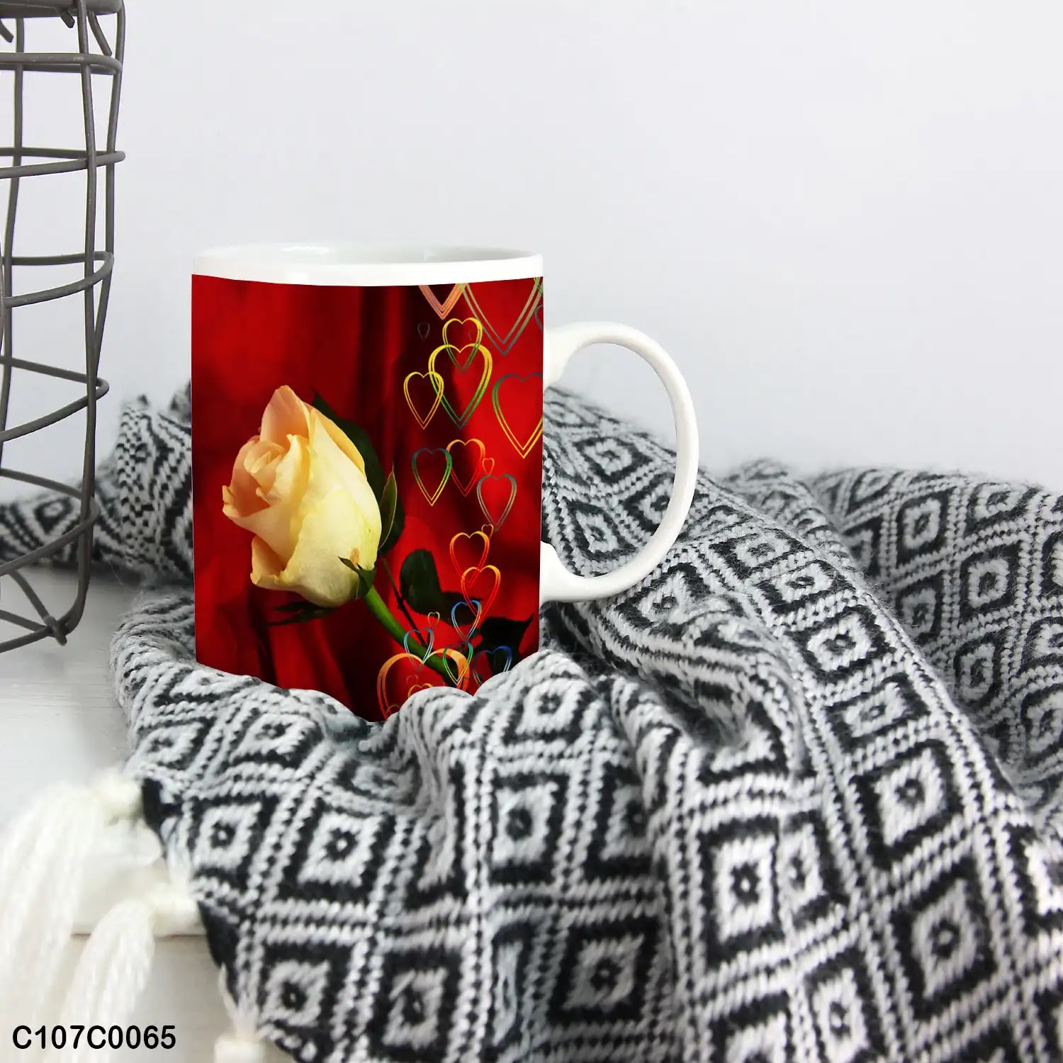 A mug (cup) printed with an image of a white Juri