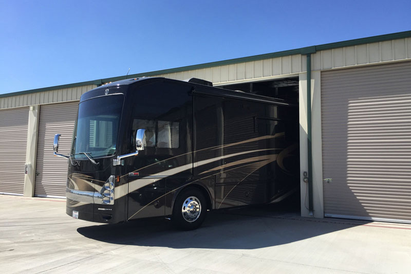 Advantages Of Using An RV Storage Facility rather than having a motorhome in your driveway