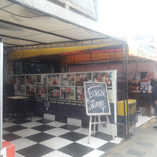 Comentarios y opiniones de Noel Cafetería - Heladería