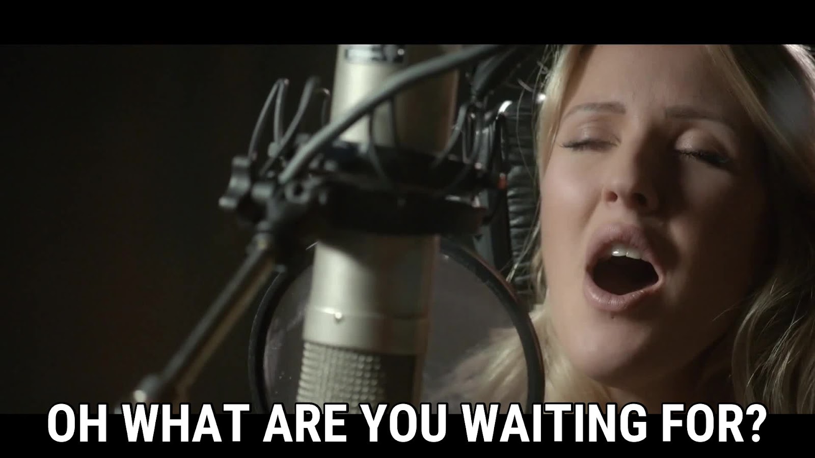 440871-ellie-goulding-oh-what-are-you-waiting-for.jpg