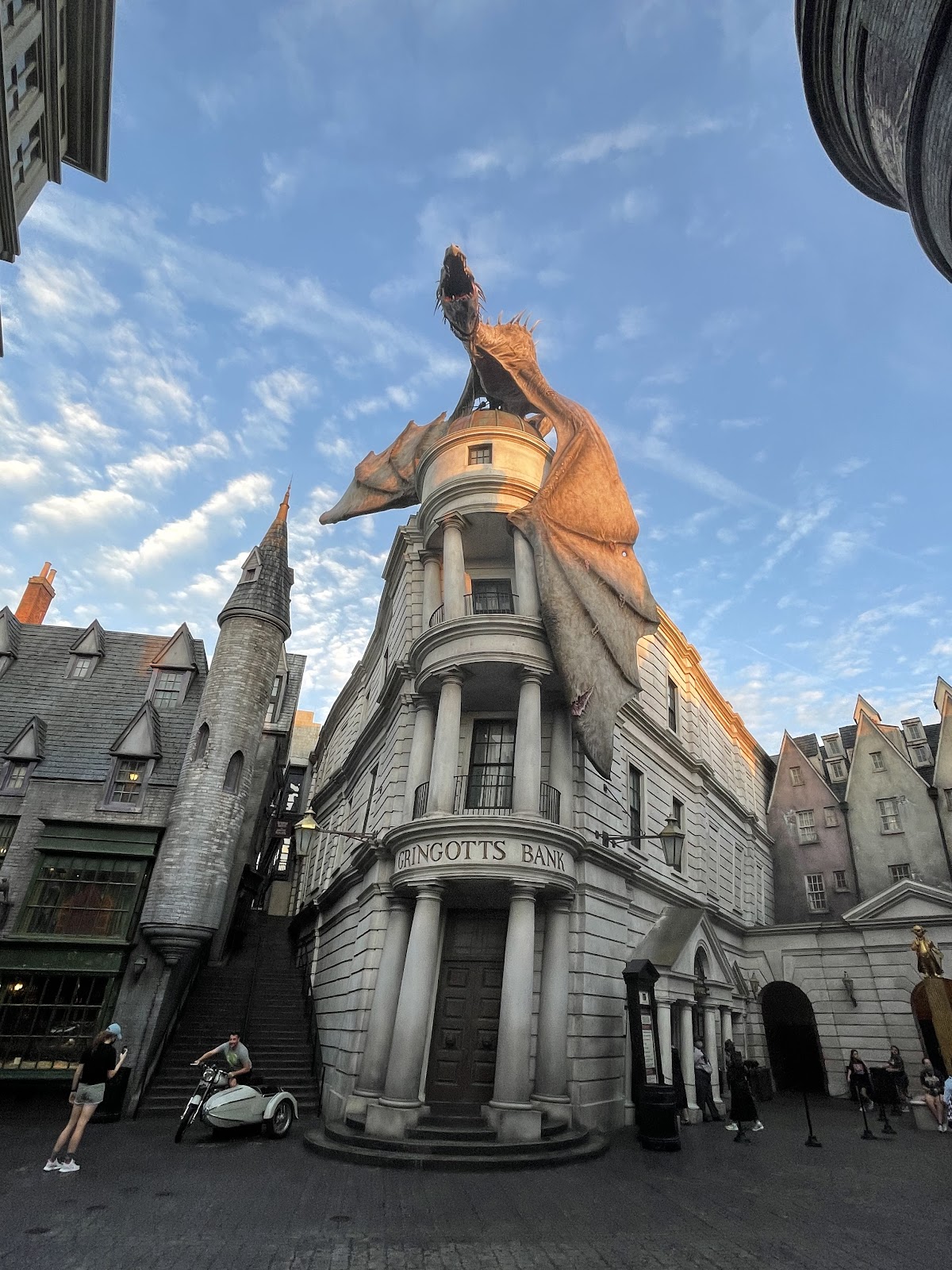 Escape from Gringotts Universal Studios Orlando Harry Potter