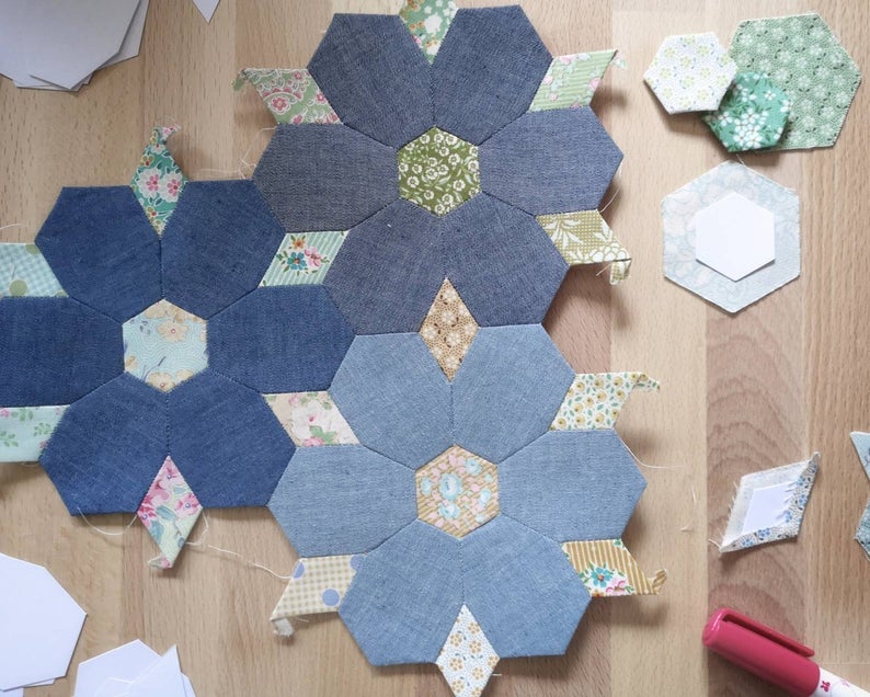 English Paper Piecing Templates to Cut & Quilt: Including Over 500