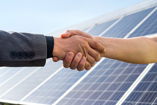 Beli Inverter Surya Berkualitas dengan Harga Terbaik