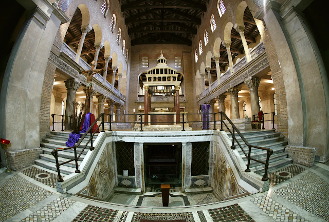 Viếng Vương cung Thánh đường Thánh Laurensô: “Ngoại thành” nhưng ở trung tâm của Giáo hội