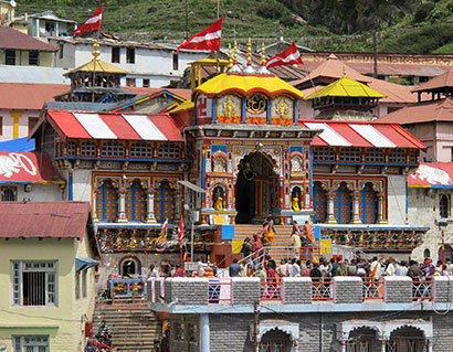Char Dham Yatra by Helicopter Through Leisure India Holidays.