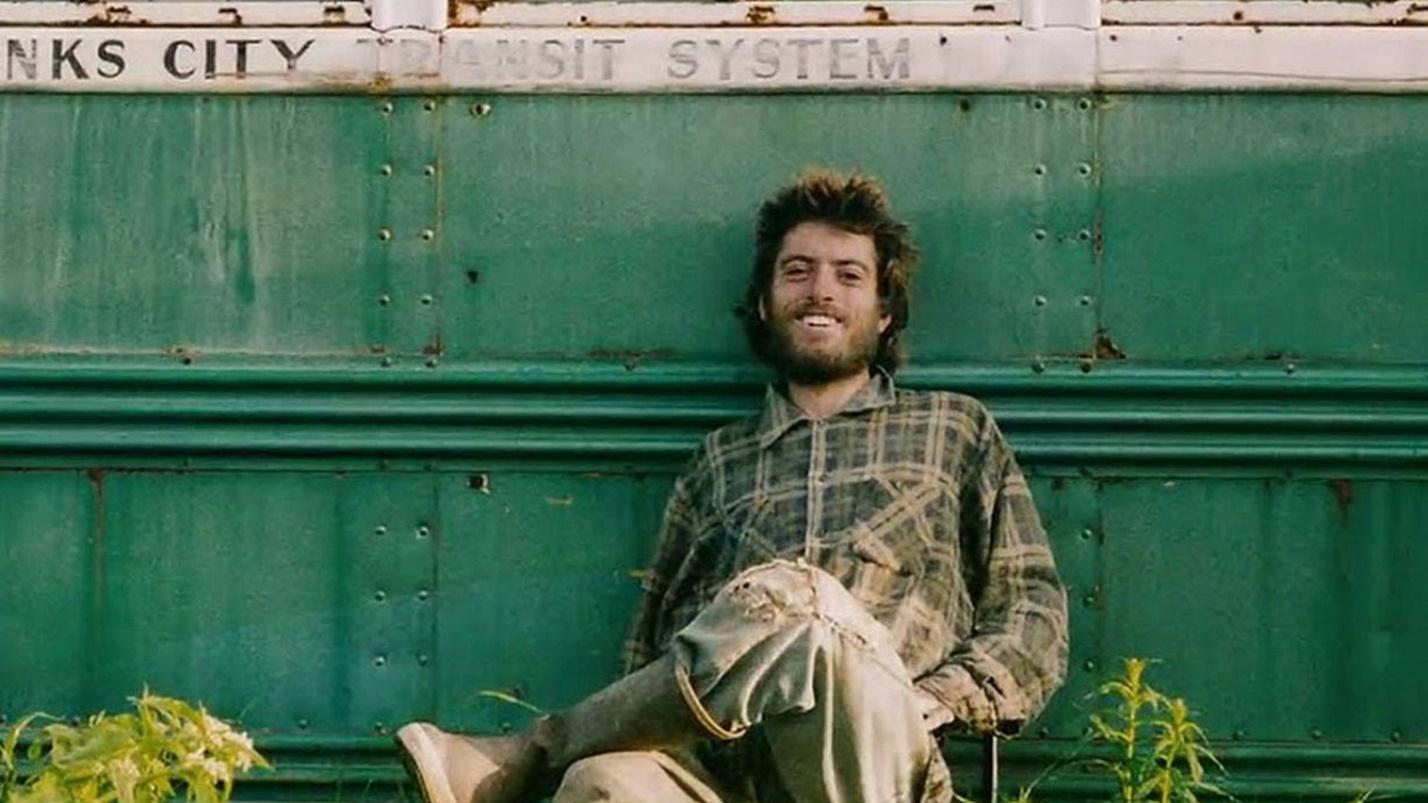 The story of Chris McCandless, the intrepid adventurer who inspired Into  the Wild - LifeGate