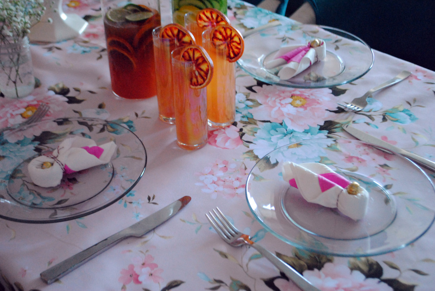 Napkin bunnies on plates