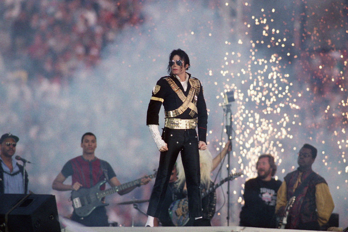 Michael Jackson performing during the Super Bowl XXVII halftime show