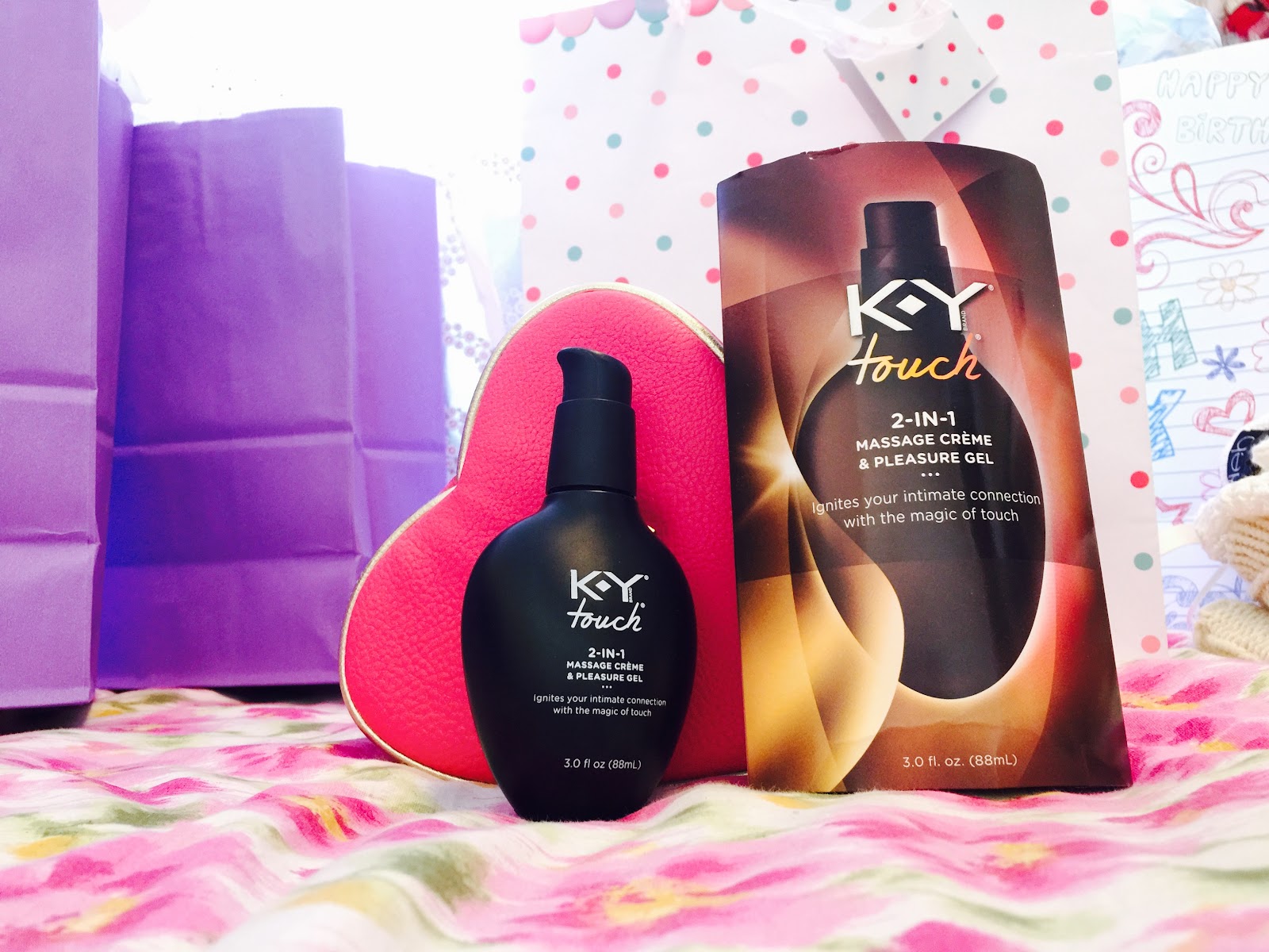 12 dates to do with your boyfriend, 12 dates to do with your girlfriend, girlfriend and boyfriend time, ky touch, ky touch massage creme and pleasure gel, pleasure gel, sex time, sexy time, yummy, 