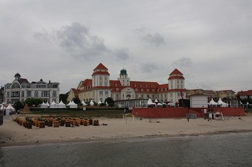 http://backup-mw-xp.de/images/Ruegen2013/binz.jpg