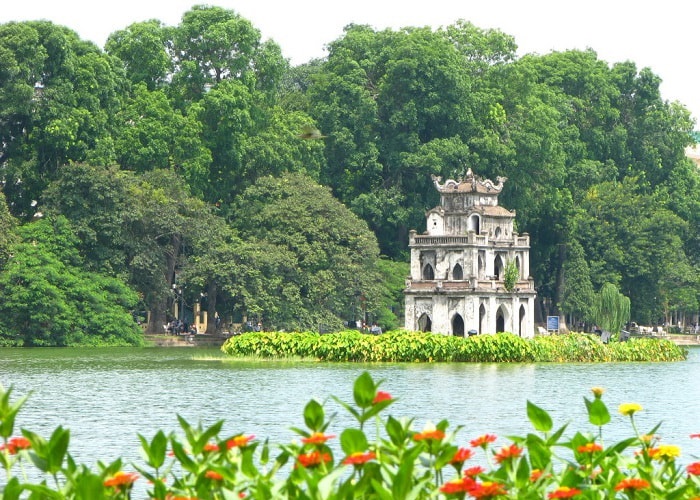 Khám phá thủ đô nghìn năm văn hiến qua tour du lịch Hà Nội