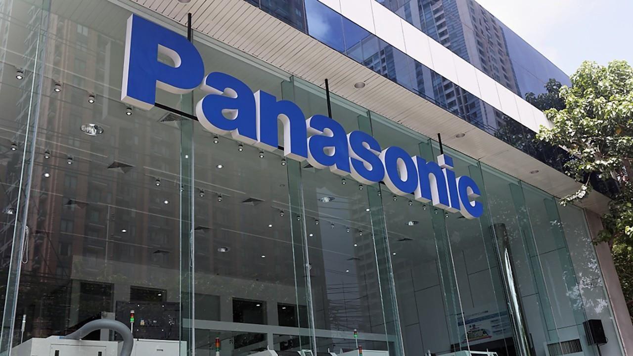 Against Japan's Workaholic Culture Panasonic Switches to 4-Day Work Order