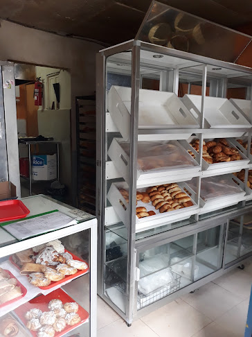 Salón Tres Estrellas - Panadería