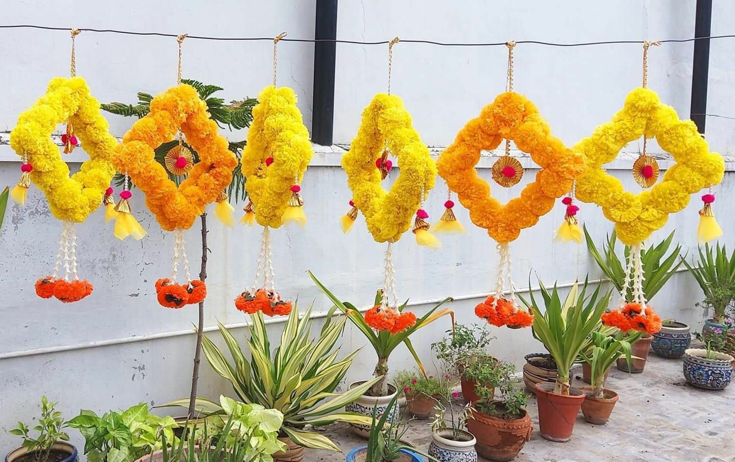 Flowers To Decorate During Makar Sankranti