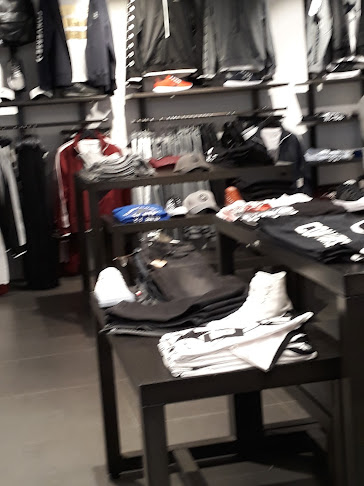 Opiniones de Converse en Quito - Tienda de deporte