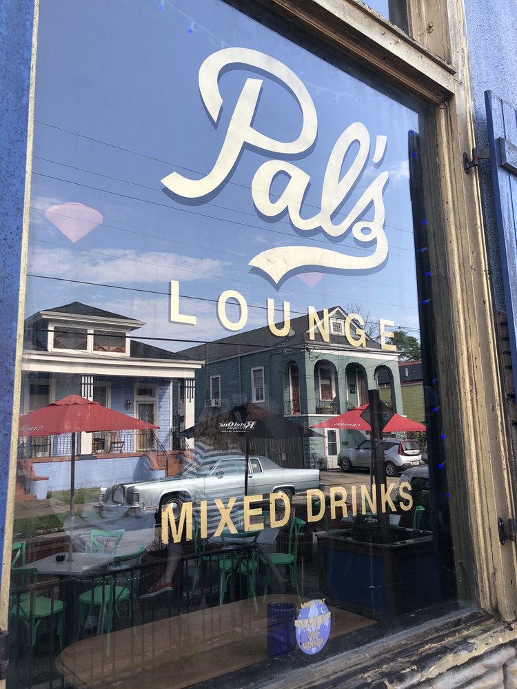Pal's Lounge