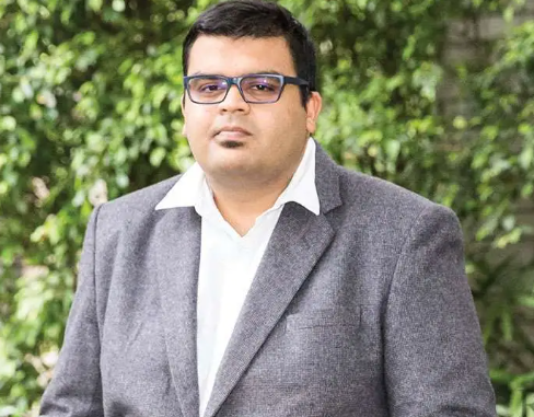 Son of Sushil Mantri, owner of Mantri Developers Limited
