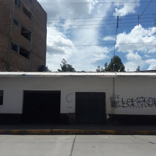 Panadería Y Pastelería "AYACUCHO" - Tienda de ultramarinos