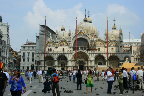 Khám phá quảng trường San Marco ở Venice