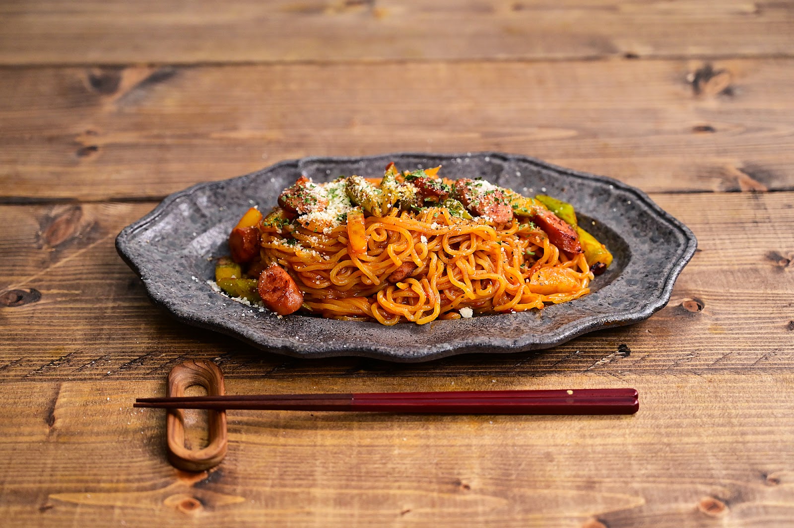 ２、ケチャップ味でカンタン美味しい「ナポリタン焼きそば」