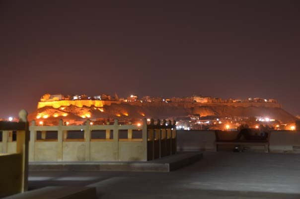  Stay in a Luxury Room at Jaisalmer - Hotel The Golden House