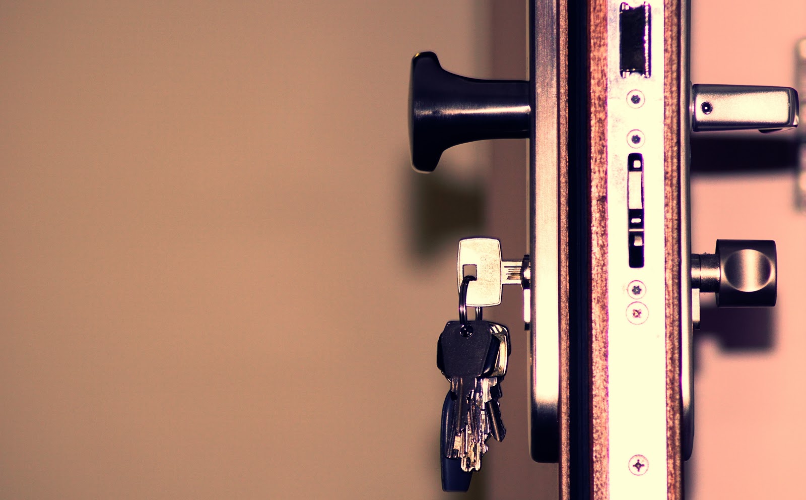 Keys in an unlocked and open door