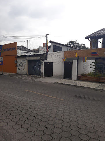 Opiniones de Bar Karaoke Mi Ecuador en Quito - Pub