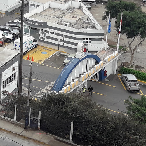 Opiniones de BBVA Club Regatas Lima en Chorrillos - Banco