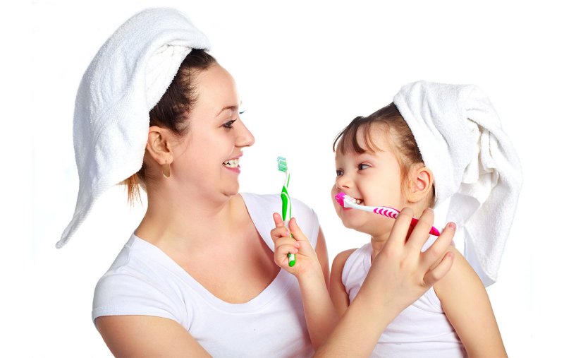 Tập cho con thói quen đánh răng mỗi ngày để ngăn ngừa sâu răng