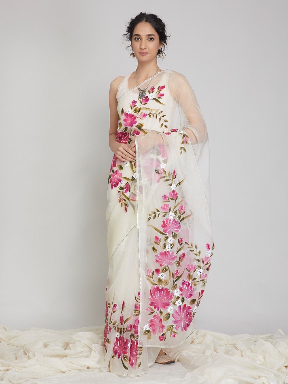 the loom - Off White Pink Painted Organza Saree