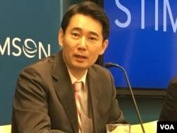 资料照:位于台北的政治大学外交系副教授黄奎博